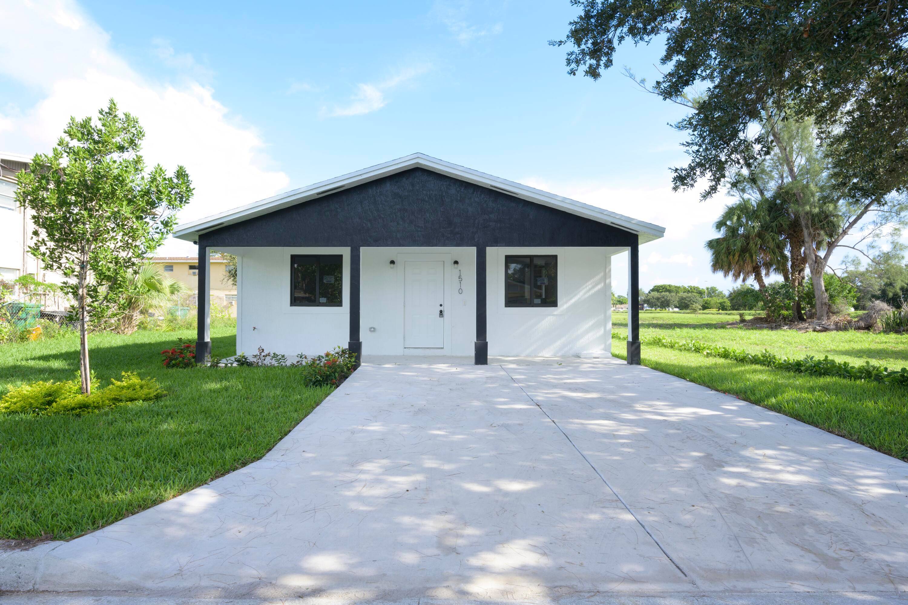 Step into your dream home with this exquisite brand new construction single family residence boasting a modern and stylish design featuring 3 bedrooms, 2 bathrooms.