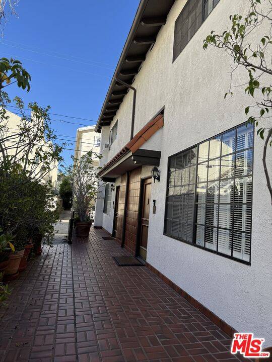 1027 11th Street 2BR Santa Monica La