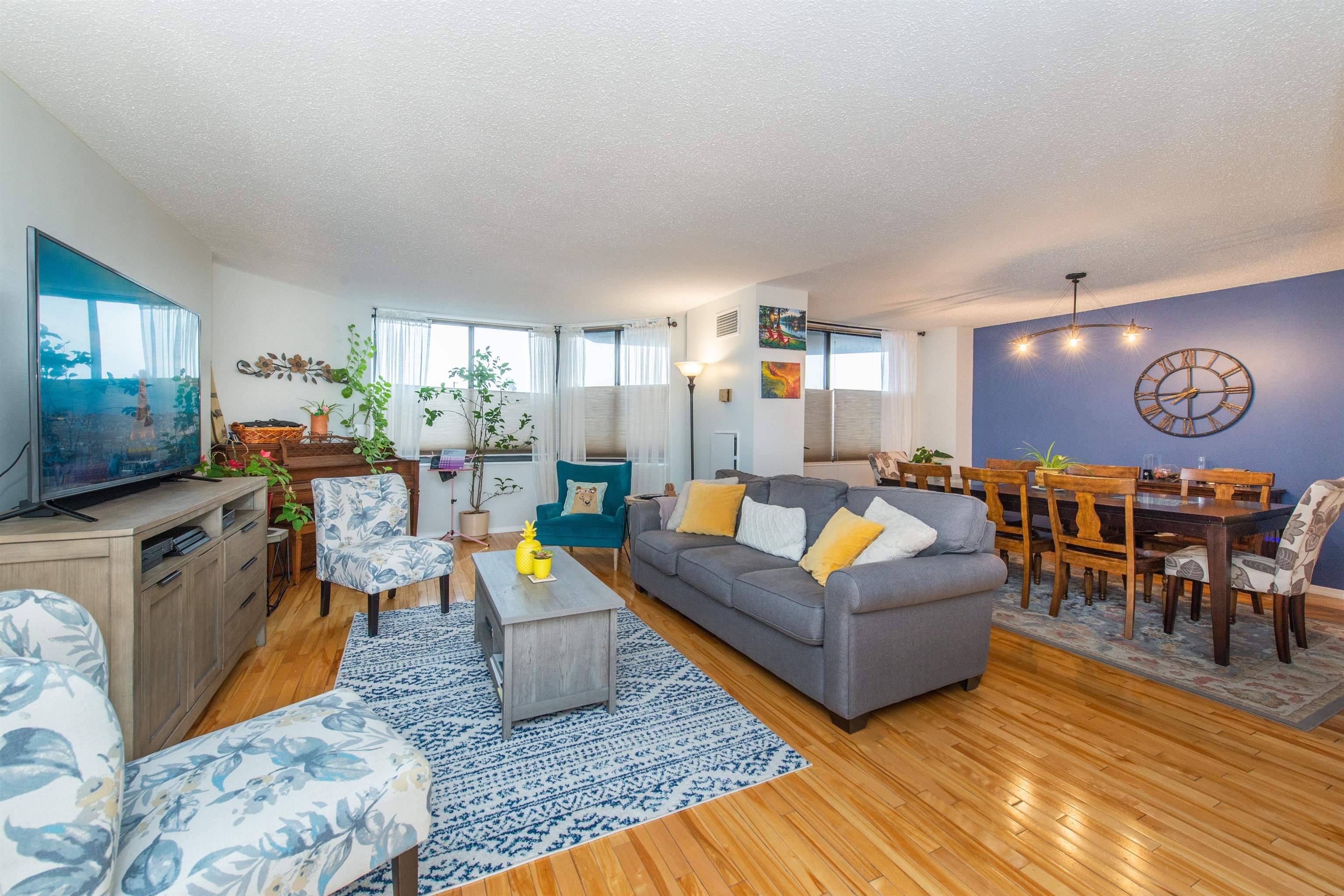 124 HARMON COVE TOWER Condo New Jersey