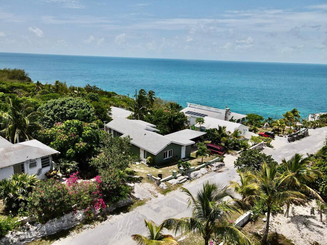 OCEANVIEW TRIPLEX GOV HAR Triplex Eleuthera