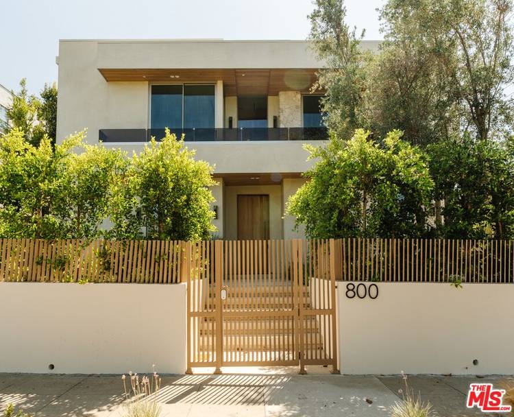 800  N La Jolla Ave 6BR Hollywood Hills East La
