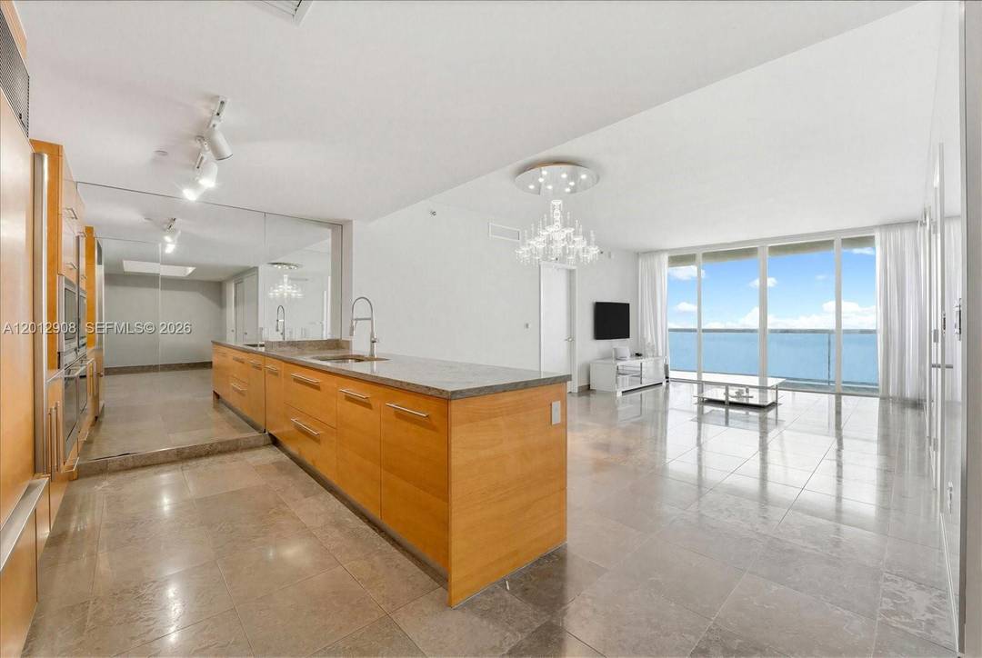 Beautful residence offering unobstructed bay and city views from the 48th floor with direct water views from every room.