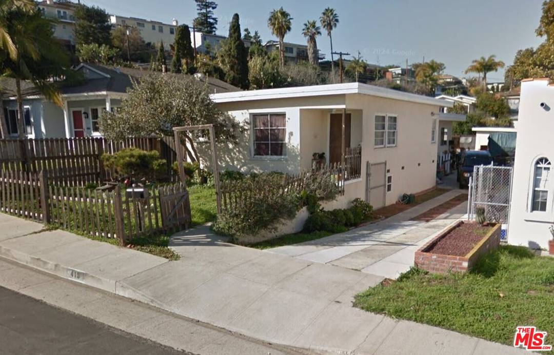 415   Campdell St 4BR La