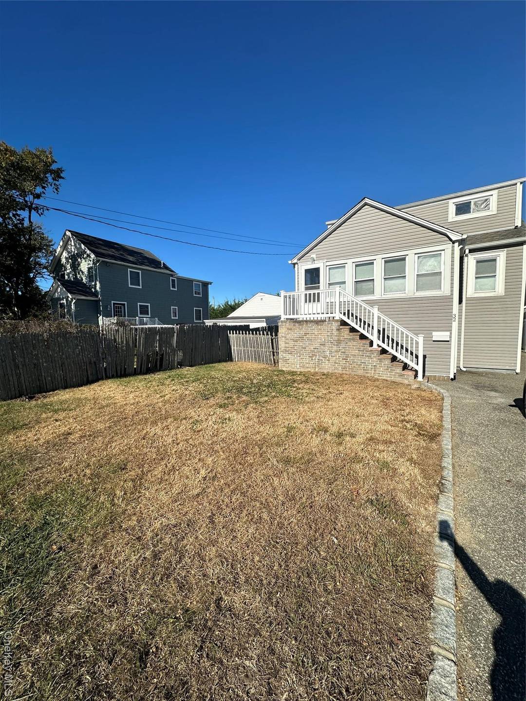 Check out this 3 bedroom home for rent in the heart of Lindenhurst, NY.