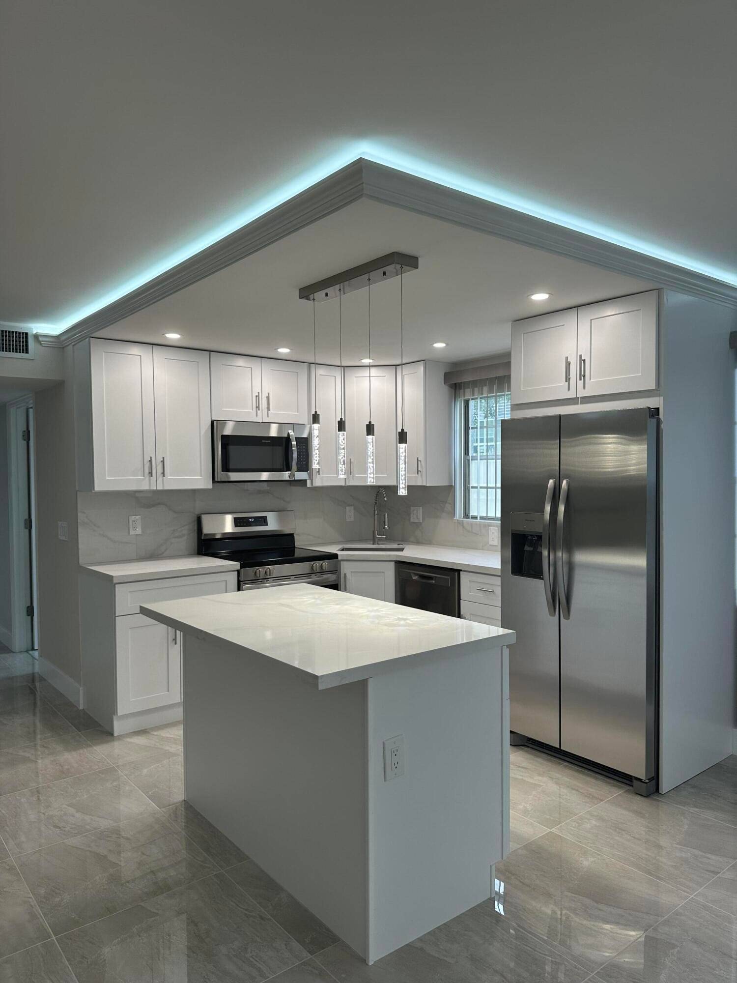 Completely renovated 2 bedroom 1.
