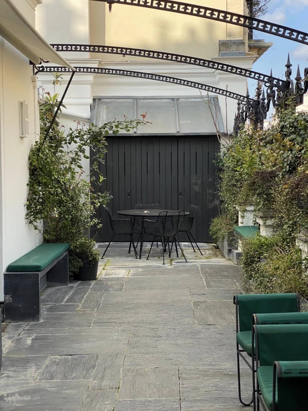 Rue du bac - duplex with terrace