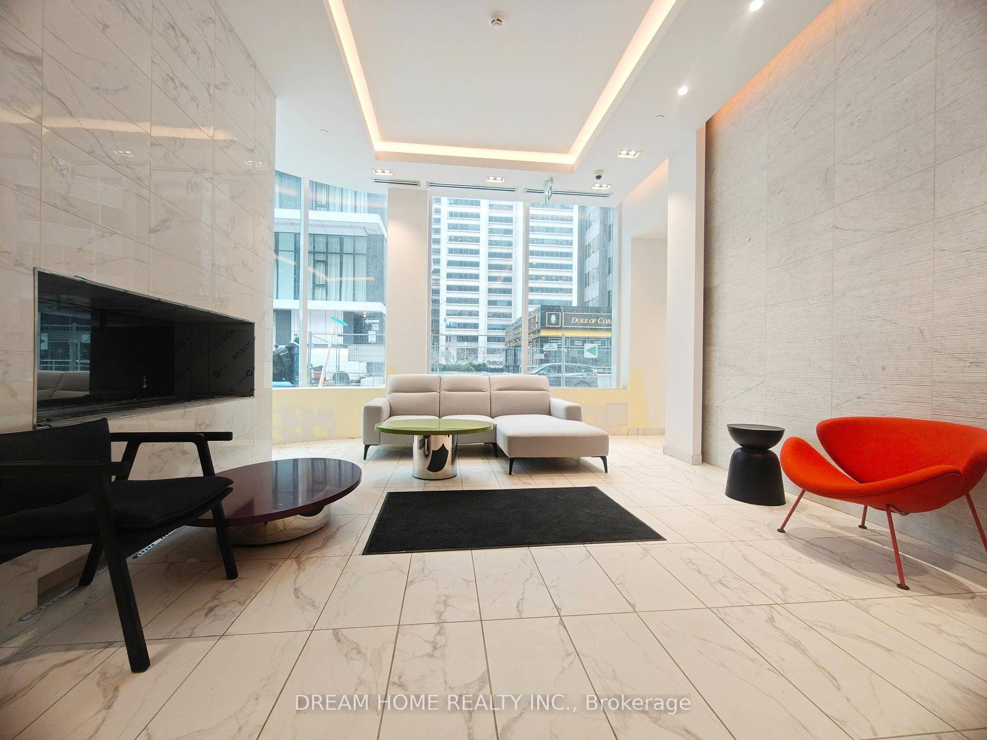 Welcome to Artists Alley Condos, a modern 2 bedroom, 2 bathroom unit in the heart of downtown Toronto, conveniently located near Dundas amp ; University.