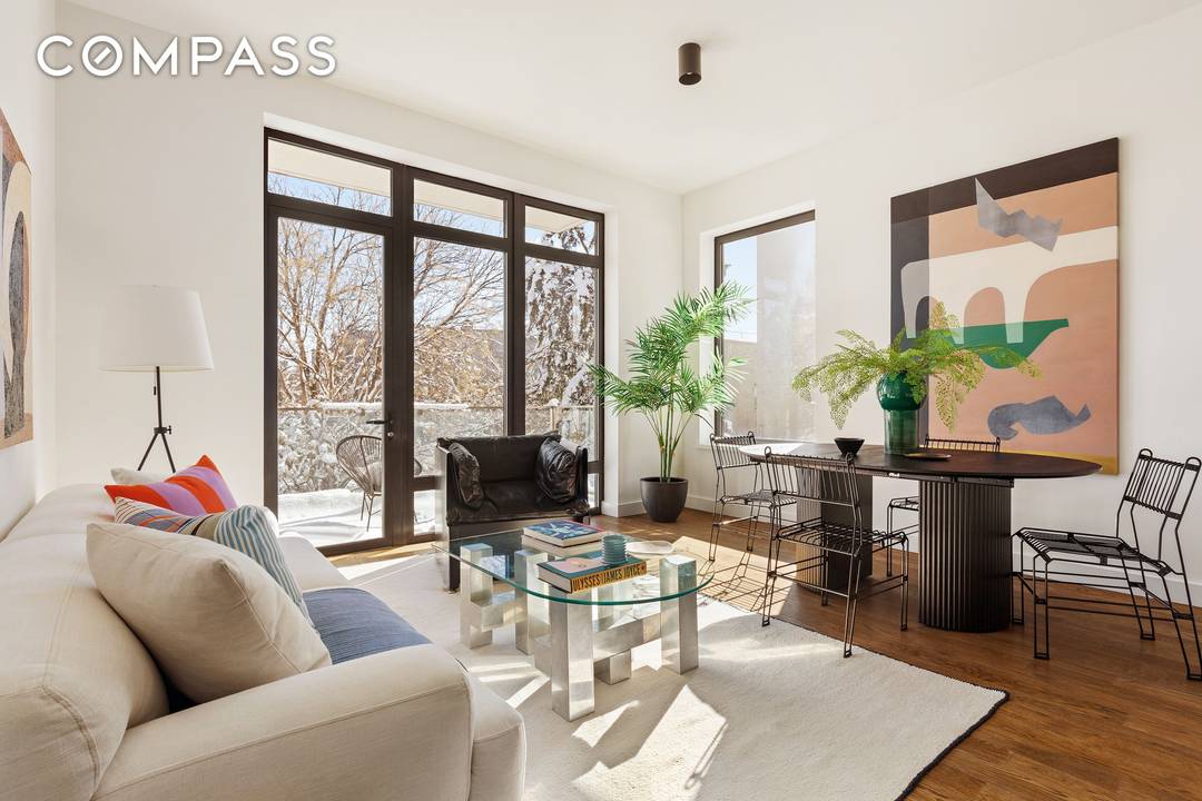 Come home to this sunny 2 BR 2 BA balcony, well laid out apartment with in unit washer dryer, dishwasher, 10 foot ceilings, oversized windows, central AC heating, ample closet ...