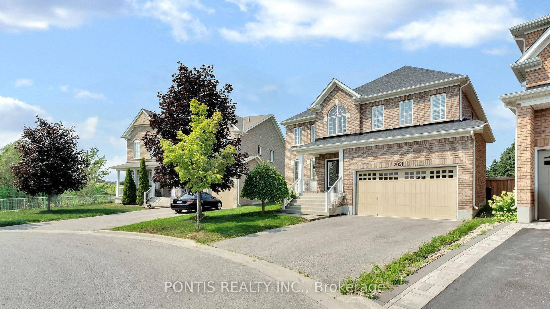 BEAUTIFUL BUILT BY TRIBUTE COMMUNITIES, THIS HOME IS NESTLED IN A QUIET, FAMILY ORIENTED NEIGHBOURHOOD.