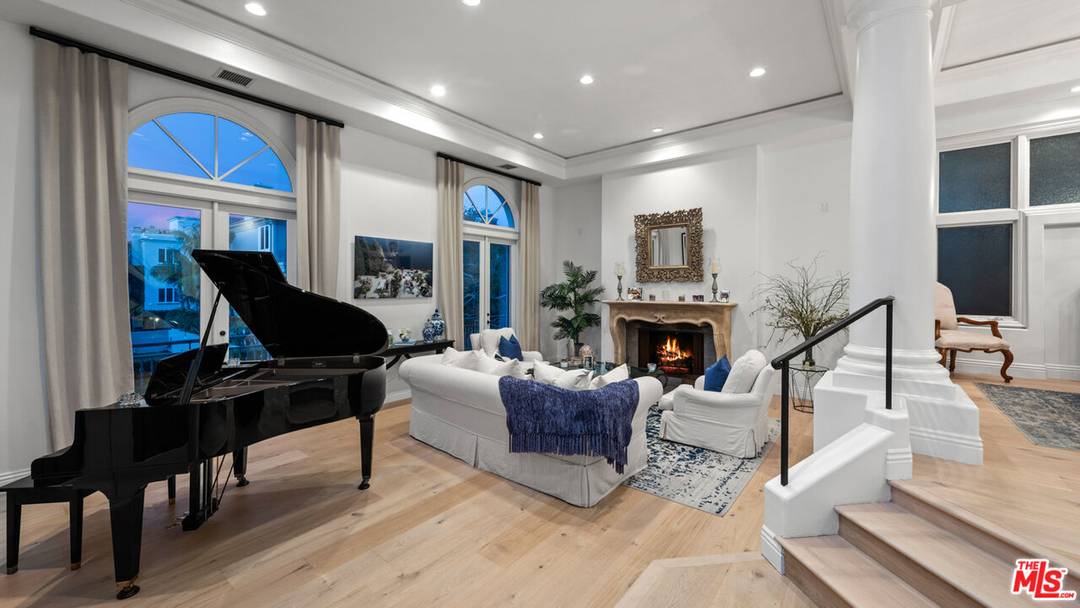 126 Westwind Mall 4BR Marina Del Rey La