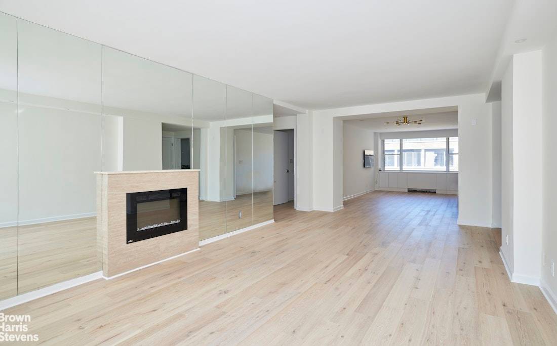 New Price ! Three Bedroom, Three Bath Condominium Welcome home to this wonderful 1, 864 square foot, turnkey condominium home with plenty of natural light from oversize windows, gracious proportions, ...
