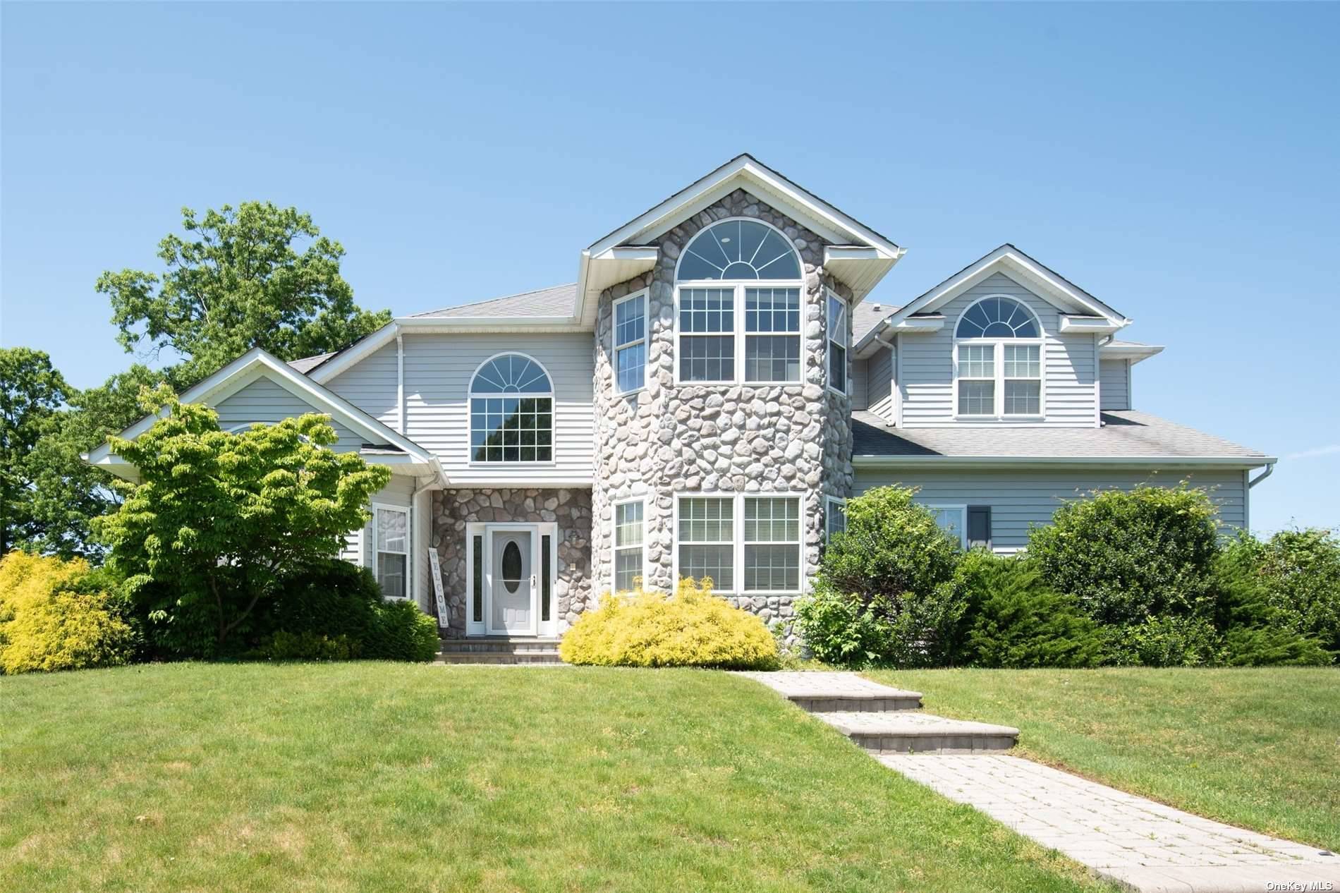 Elegant and spacious one of a kind custom Colonial Located in a desirable neighborhood, this home offers encompassing five bedrooms amp ; Four bathrooms.