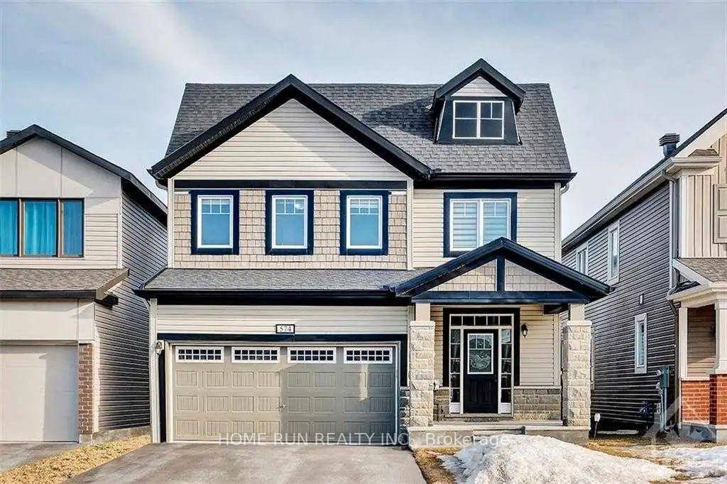 Flooring Tile, Flooring Hardwood, Flooring Carpet W W amp ; Mixed, Move in ready !