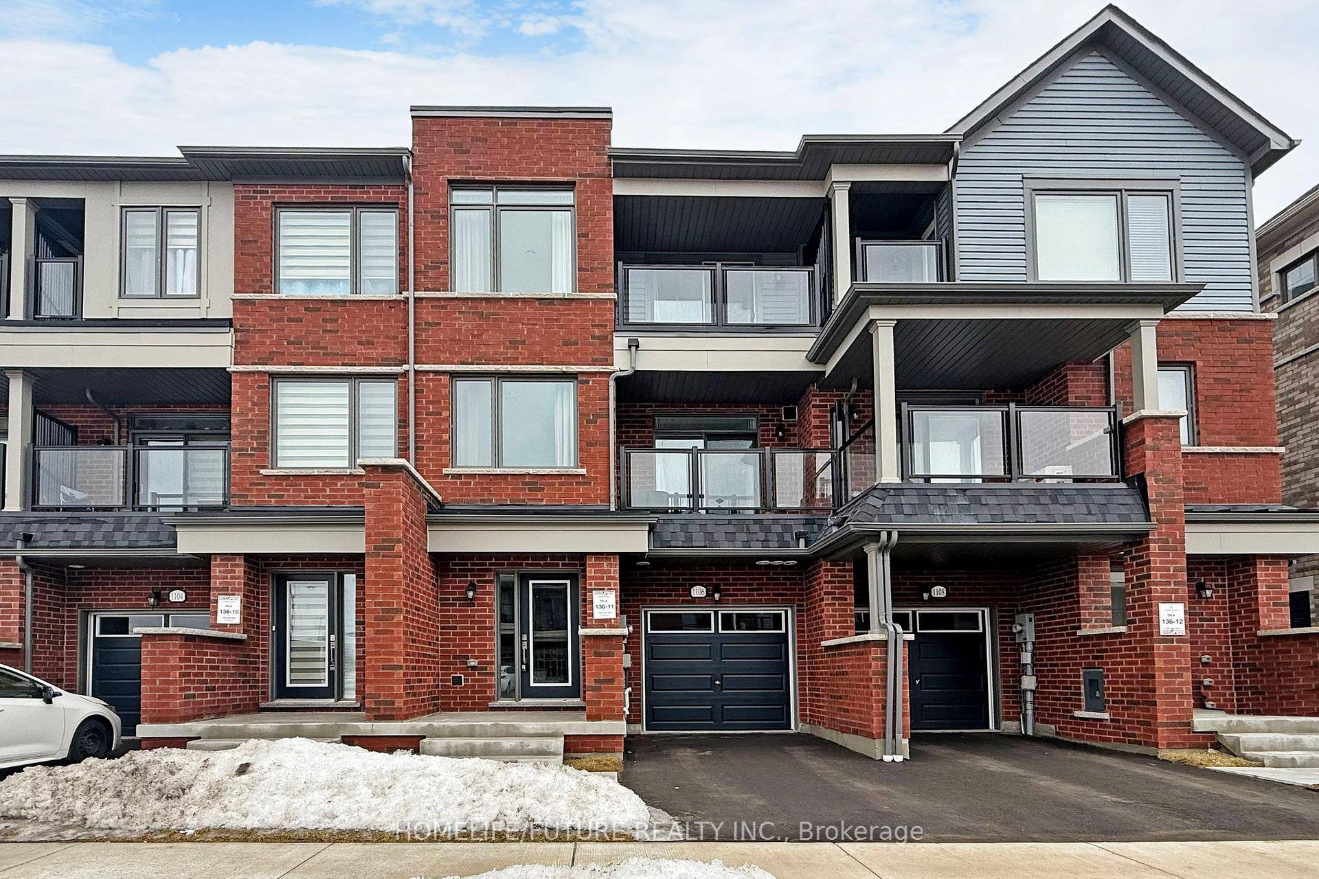 Discover This Gorgeous 3 Storey Freehold Townhouse In North Oshawa, Featuring 3 Bedrooms, 3Baths, And A Modern Open Concept Kitchen With A Walk In Pantry.