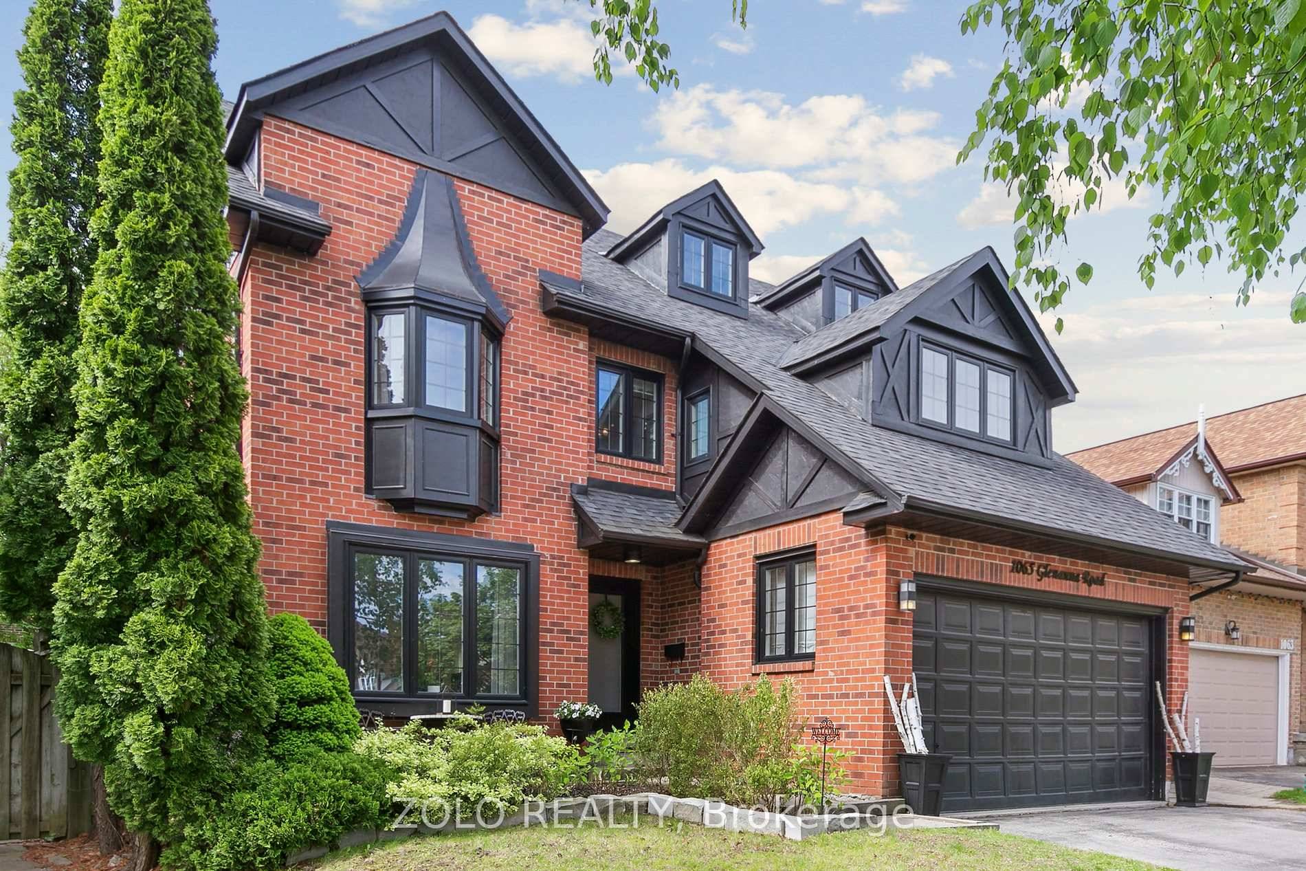 Beautifully renovated John Boddy, 3 Storey home.