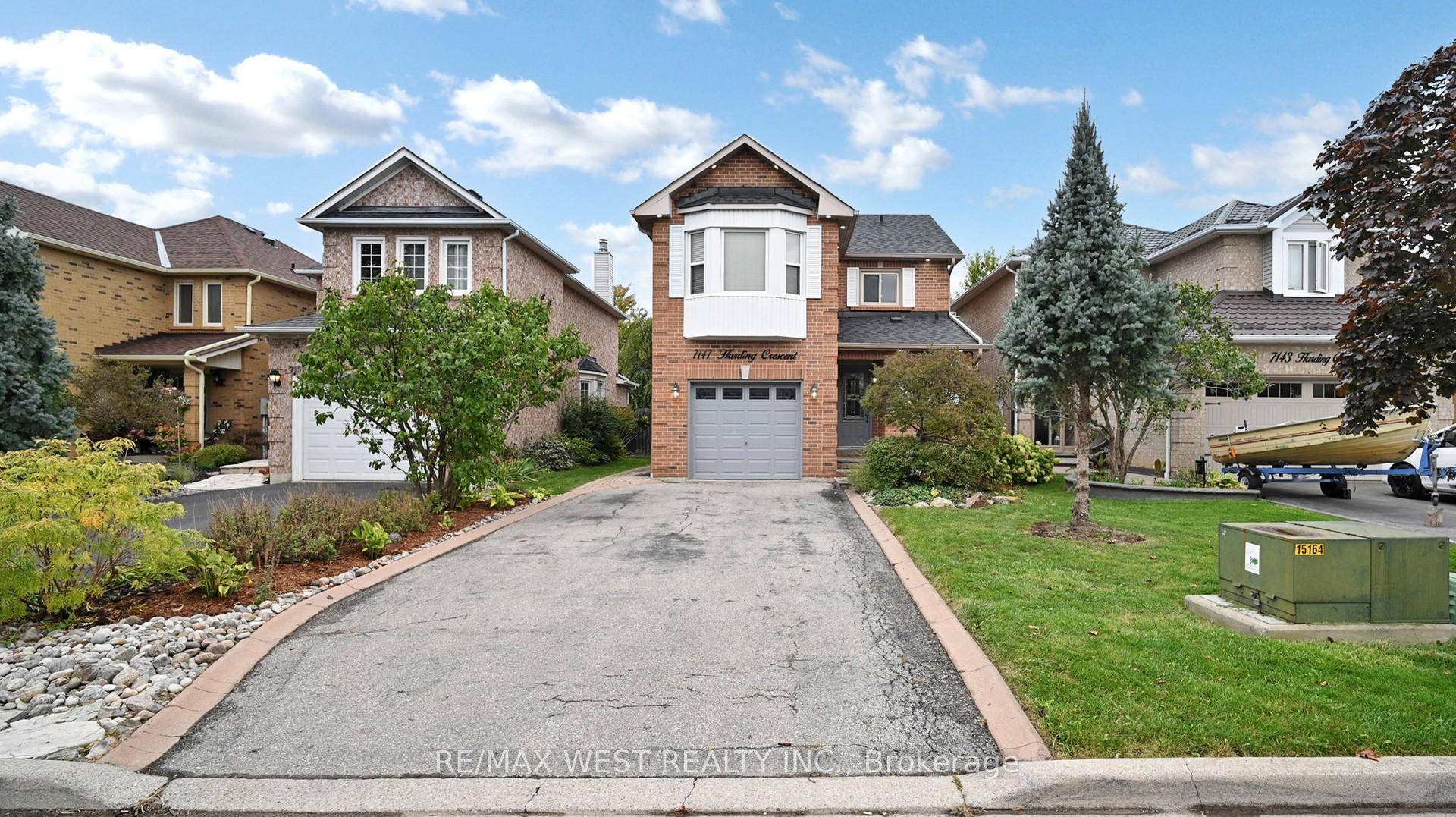 Absolutely Stunning 3 Bedroom Home !