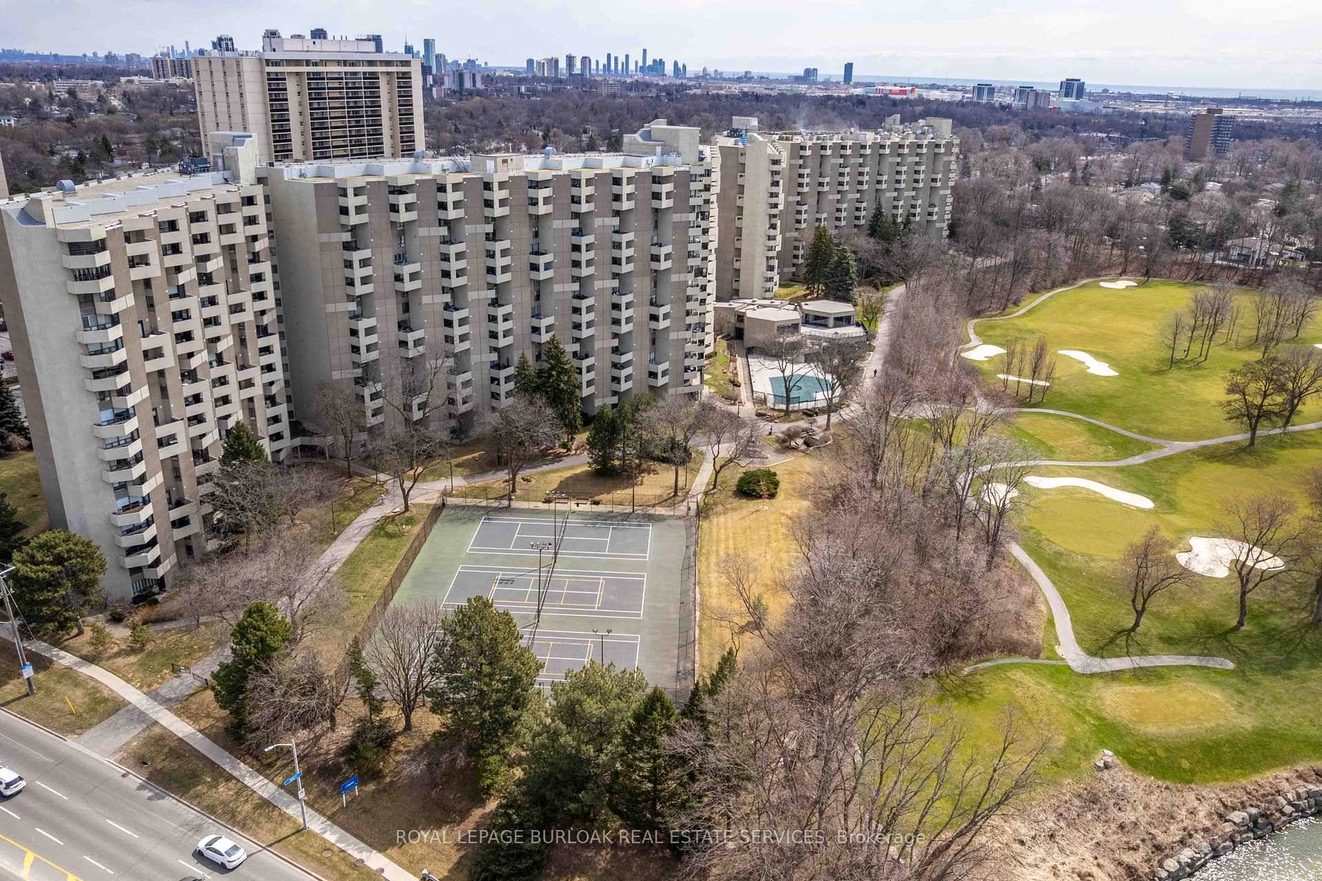 Welcome to the prestigious lifestyle of The Masters condominium, where resort style living meets urban convenience.