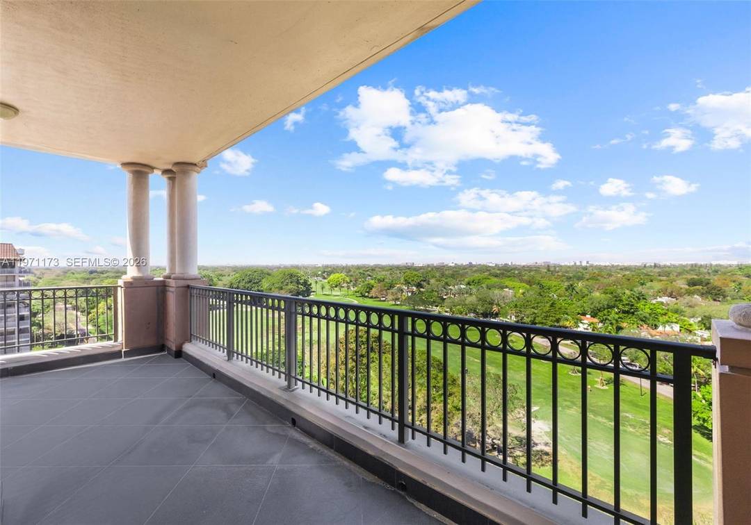A Miami Signature Home Here s your opportunity to own the coveted 04 line at Gables on The Green, offering sweeping, unobstructed views of the Granada Golf Course, downtown Coral ...