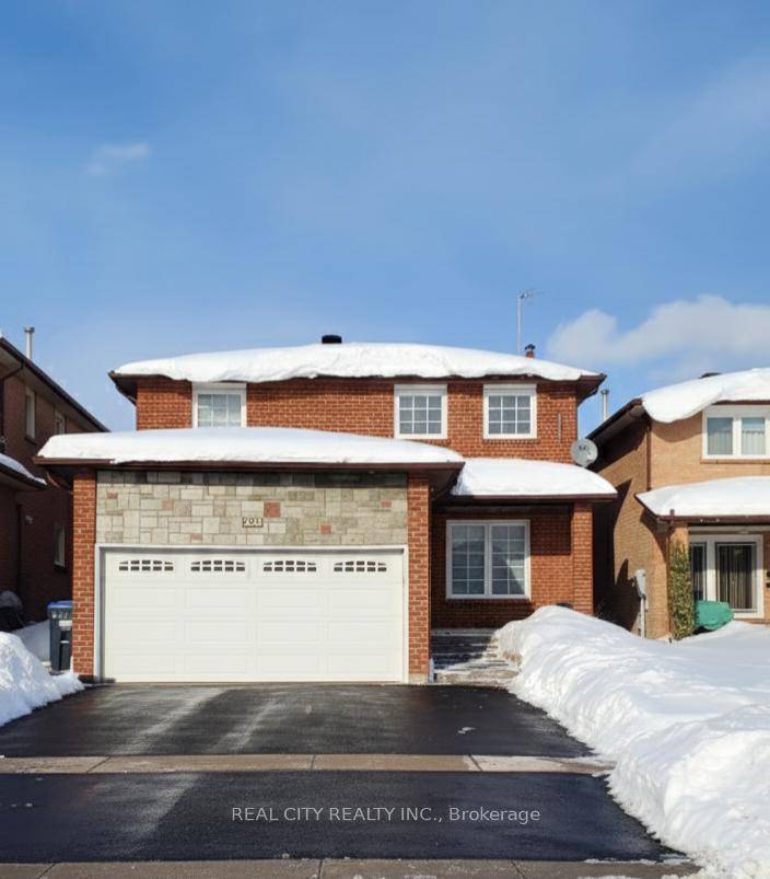 Elegant 3 bedroom detached home in one of Mississauga's most desirable neighborhoods.