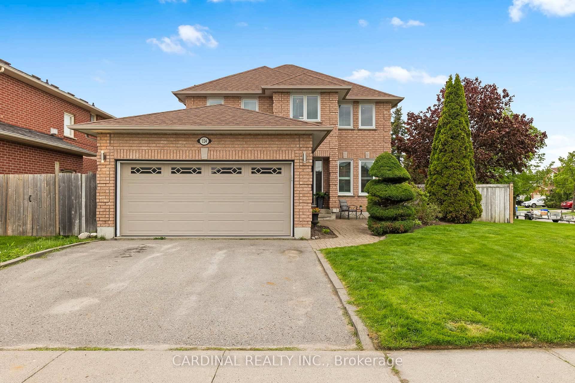 Lovely 2 storey home with a double attached garage, located in a quiet neighbourhood on a corner lot.