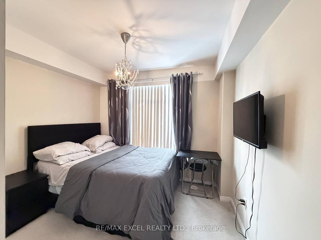 6 Months Lease Furnished One Bedroom for Rent in an Amazing Location Close to Loblaws, No Frills, Near Parks, Shopping, Dining, And Excellent Transit Options like Subway Access amp ; ...