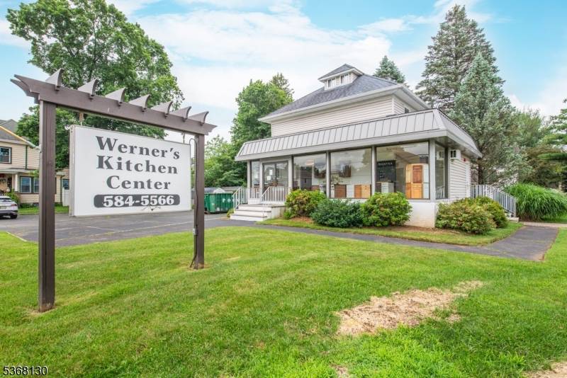 Mixed use Commercial space available for the first time in over 50 years !