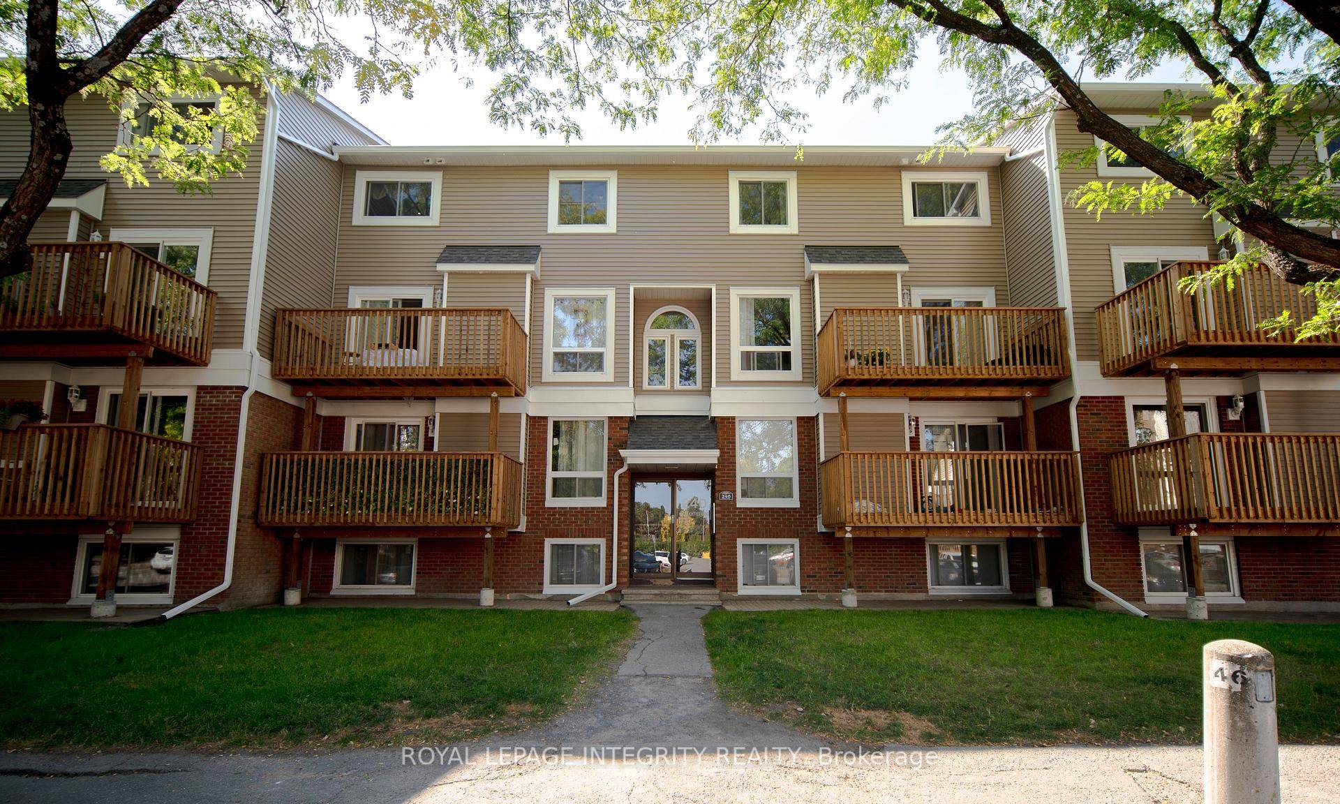 Located in the heart of Kanata, just minutes from the Kanata High Tech Park and all major amenities, this upper level 2 bedroom, 2 bathroom unit sits within the sought ...