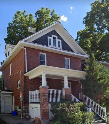 Location ! This all inclusive 1 bedroom apartment is set on two levels, offering the main floor plus a finished basement that works perfectly as your bedroom, a den or ...