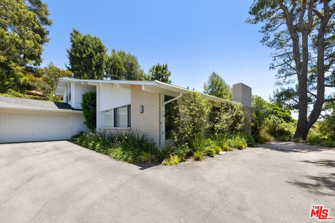 2318   Cheryl Pl 4BR Brentwood La