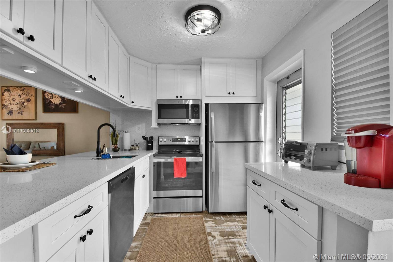 Super clean and updated. AC unit was replaced in 2020.