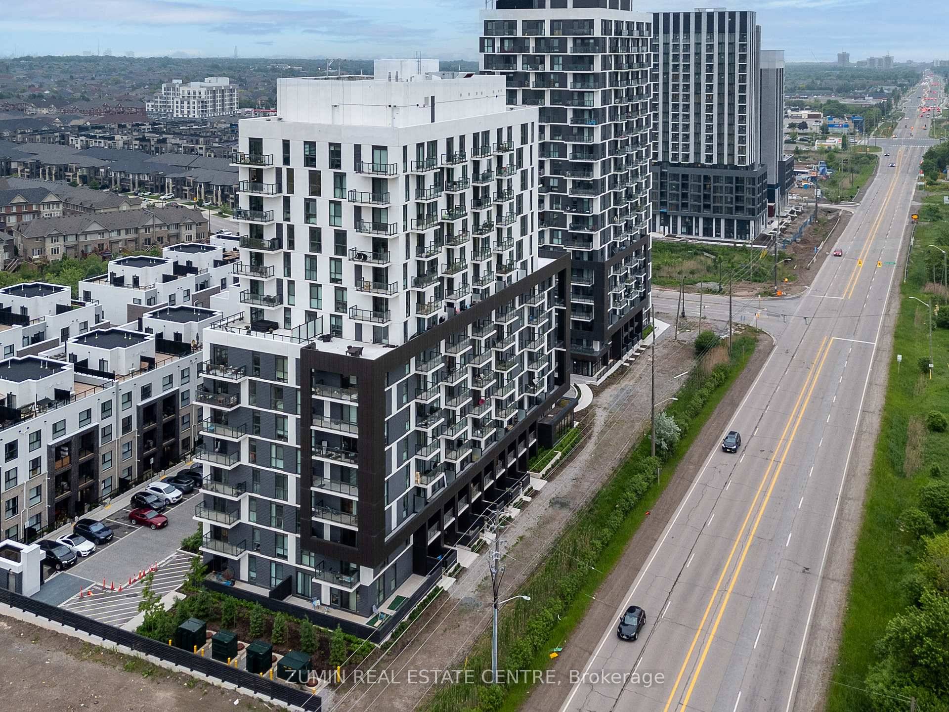 Welcome to 1408 345 Wheat Boom Drive, an elegant 2 bedroom plus den, 2 bathroom condo nestled in the sought after North Oakville community.