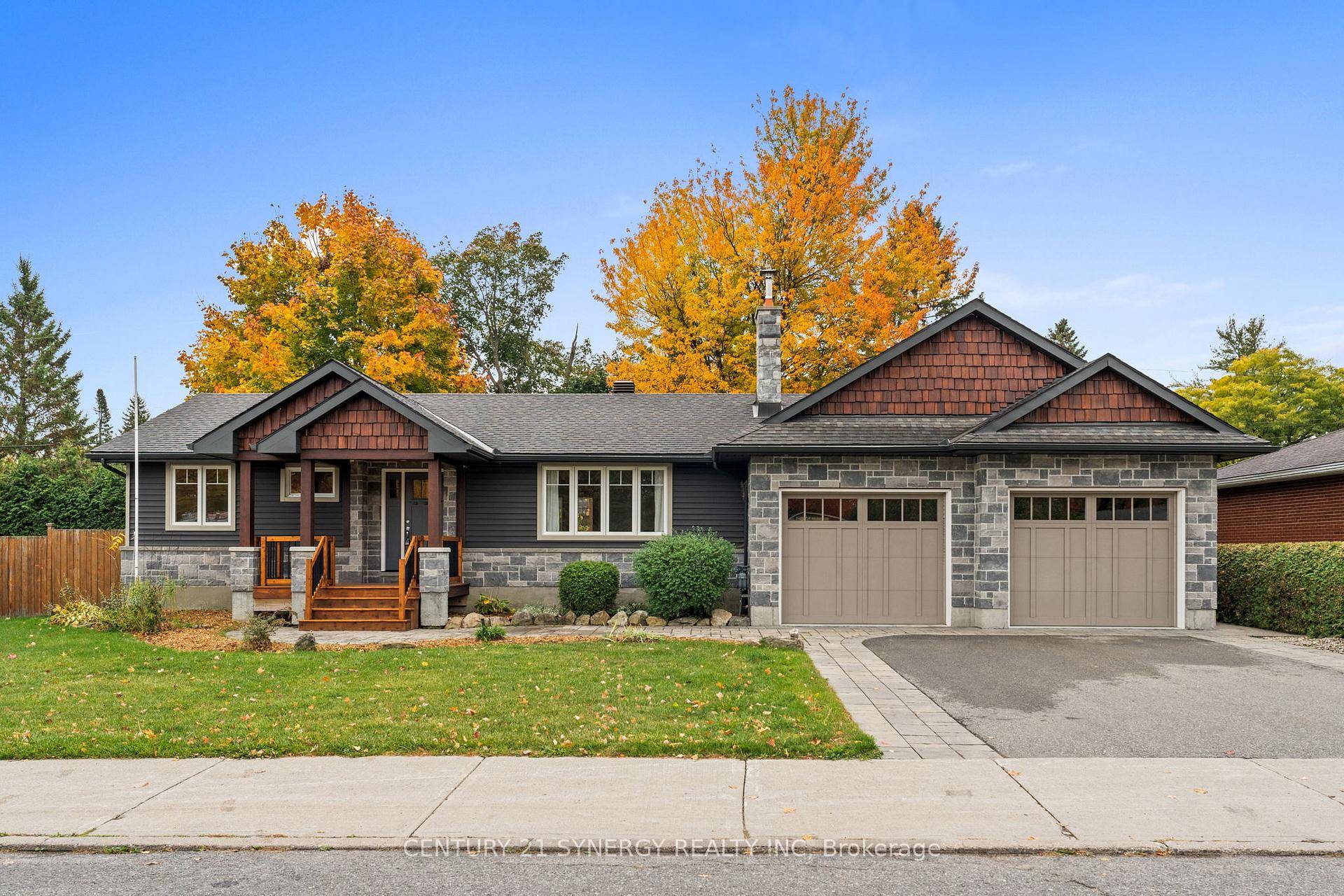 Beautifully Renovated 3 1 Bedroom Bungalow in Sought After Manordale !
