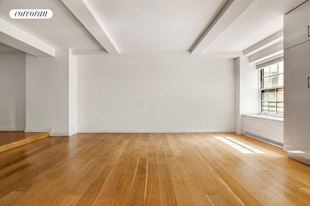 Beautifully designed by Champalimaud, this Rosario Candela residence offers a gracious split two bedroom layout with elegant finishes.