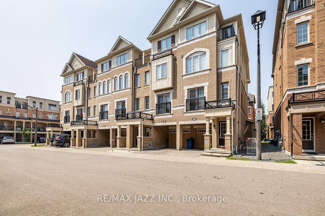 Designed for modern living, this spacious and contemporary 3 storey townhouse is built with quality by award winning Tribute Communities.