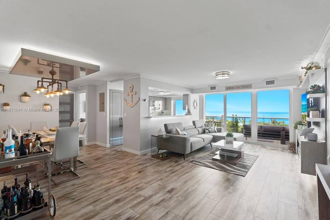 Unparalleled ocean vistas await in Fort Lauderdale Beach from this fully remodeled 2 bedroom, 2 bath residence.