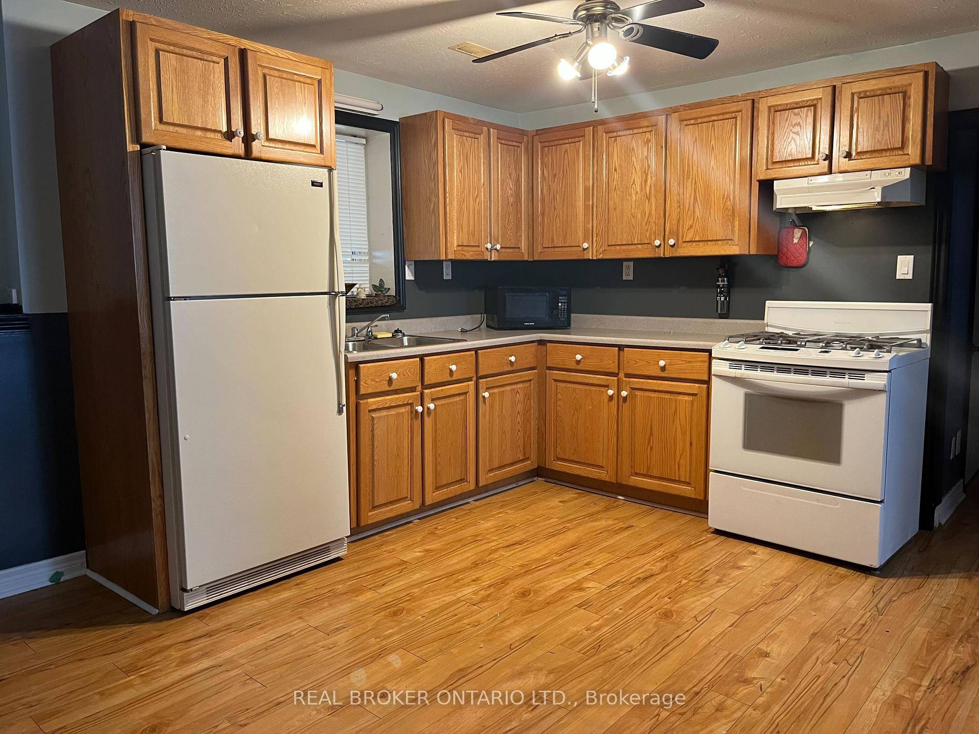 This 1 bedroom, 1 bathroom basement apartment located within walking distance to downtown Shelburne is available February 1.