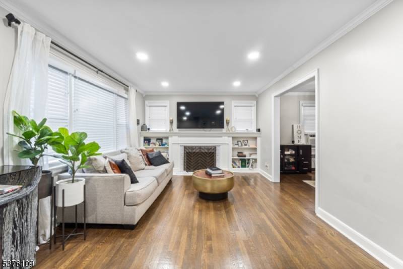 BEST AND FINAL IS TUESDAY Aug 19 at 5p Nestled in one of Union's most desirable neighborhoods, this beautifully updated, move in ready single family home offers the perfect balance ...