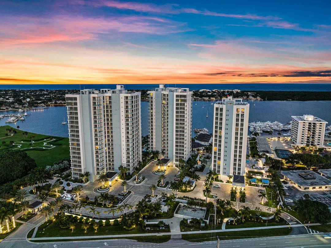 Highly desirable corner end unit floor plan in Water Club offering expansive floor to ceiling water views.