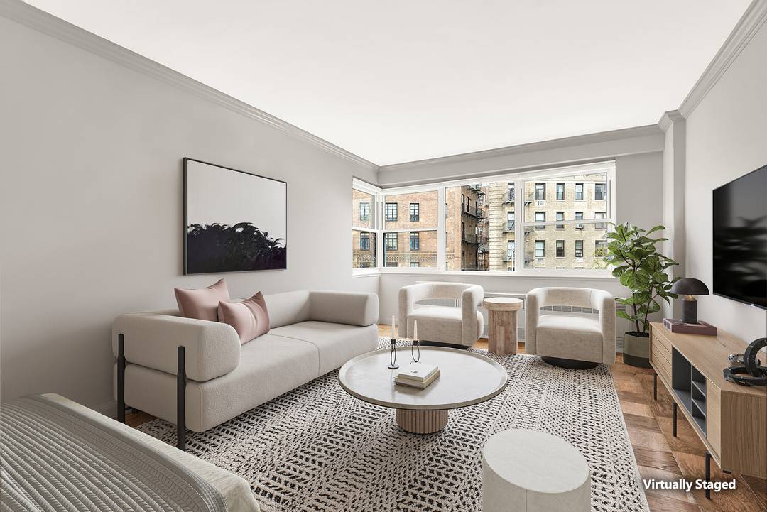 PRIME LOCATION ! ! ! Experience the best of Greenwich Village living at 3 Sheridan Square !