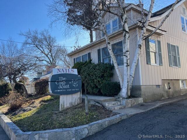 THIS IS A PERFECT DEVELOPMENT FOR NEW CONDOS IN FAIRFIELD CT.