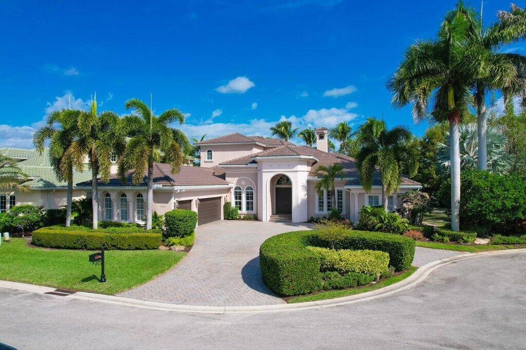 Exquisite Custom Estate in Palm Cove Golf Yacht Club !