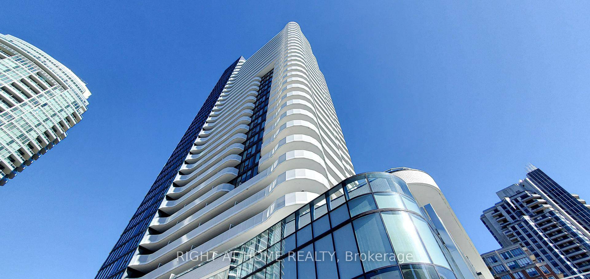 Live the Vibrant Life ! Imagine enjoying your morning coffee tea with stunning, unobstructed north views from your private, wave shaped extra spacious balcony in this chic one bedroom condo.