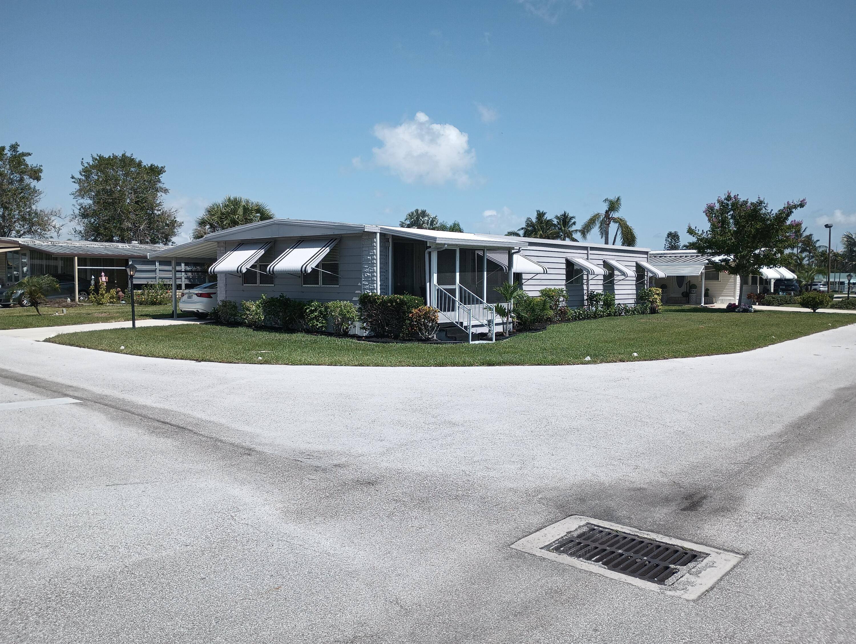 Large double wide manufactured home with plenty of rooms for guests and entertainment.