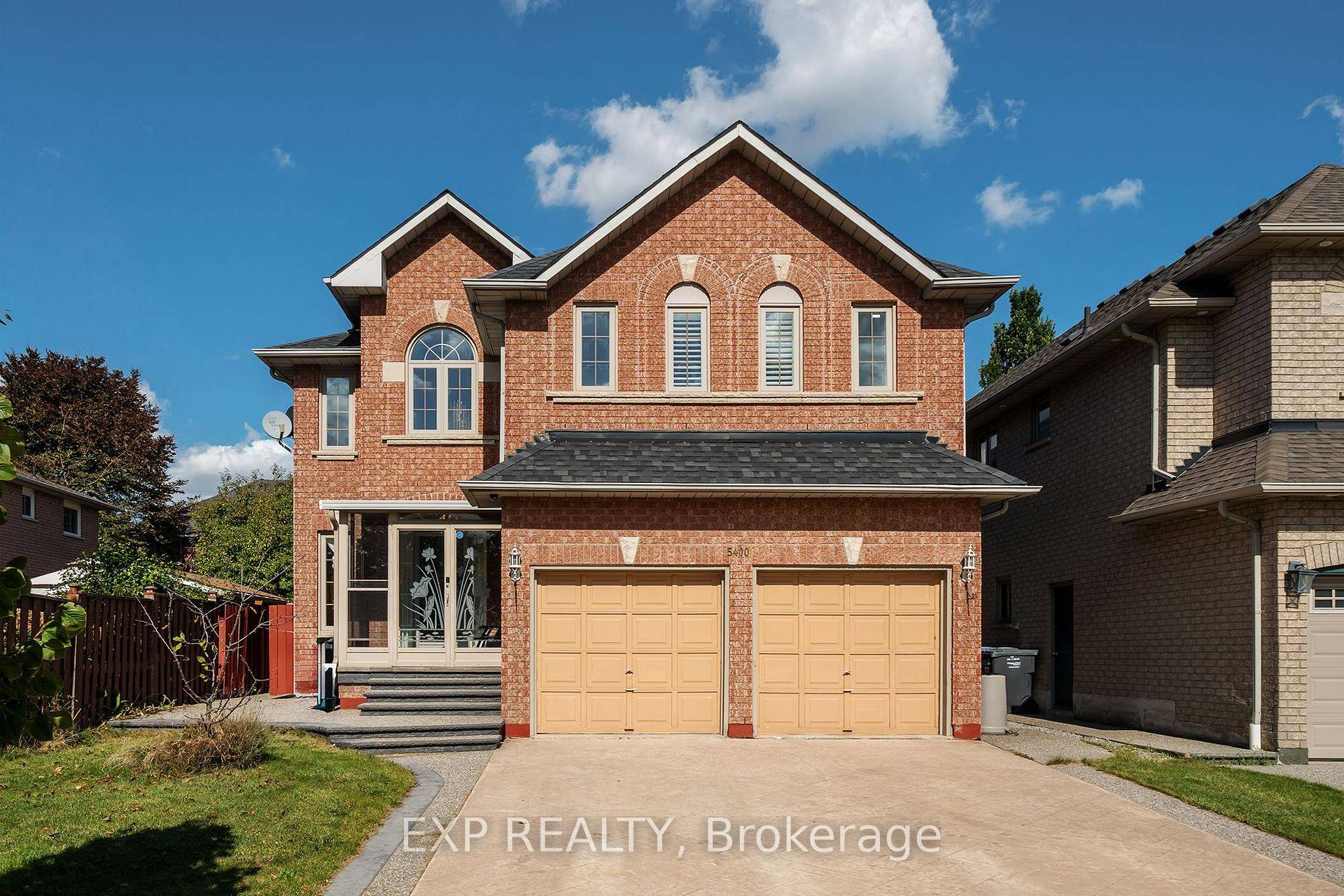 A Rare Offering in Grand Highland !