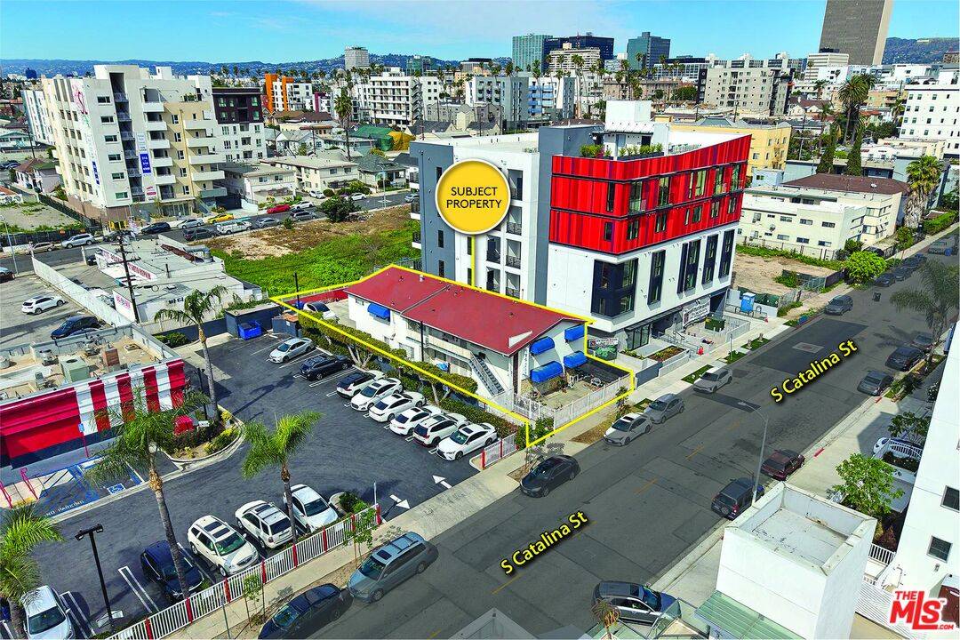 981  S Catalina St 11BR La