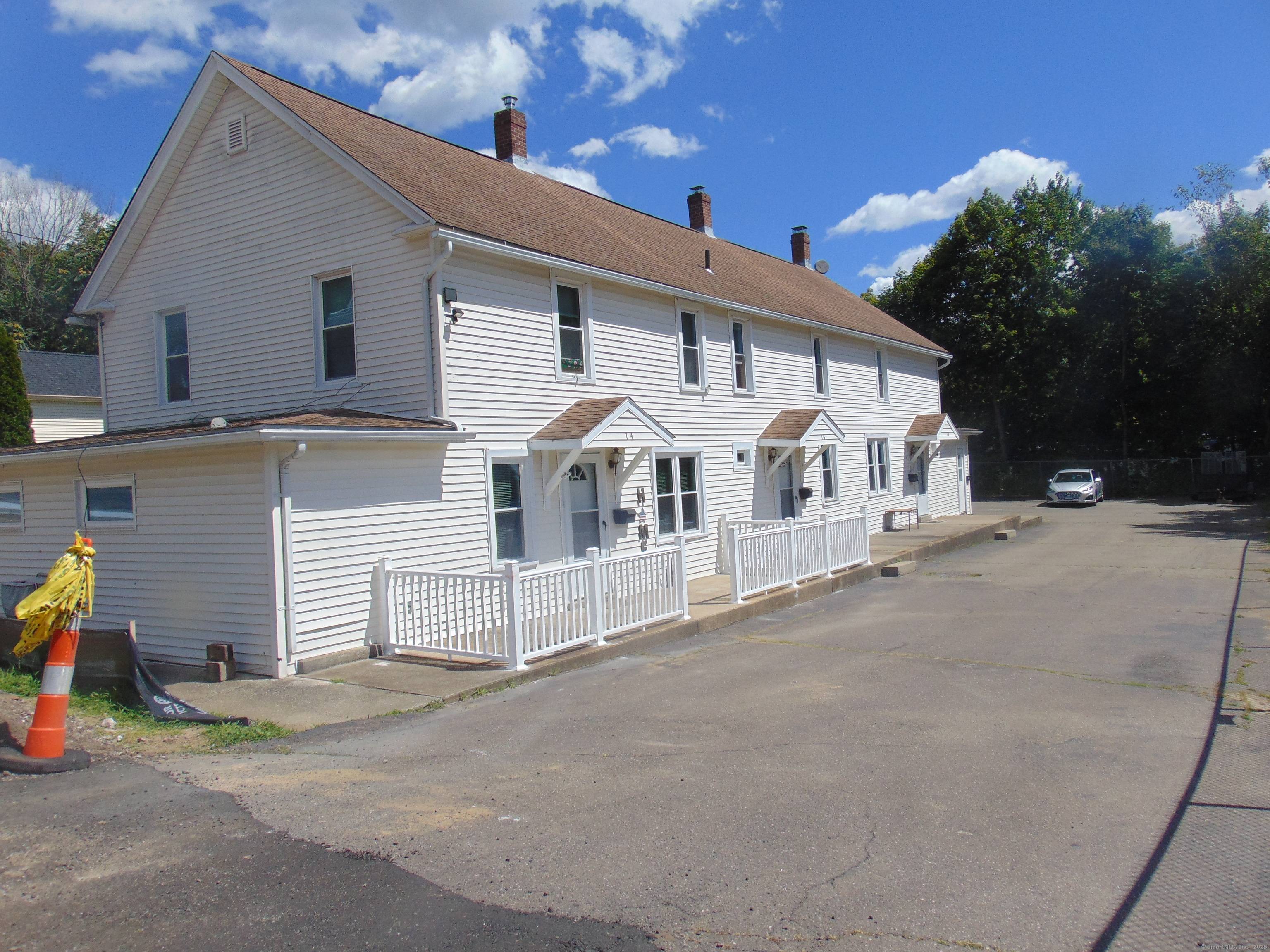 A RARE FIND IN BEACON FALLS !