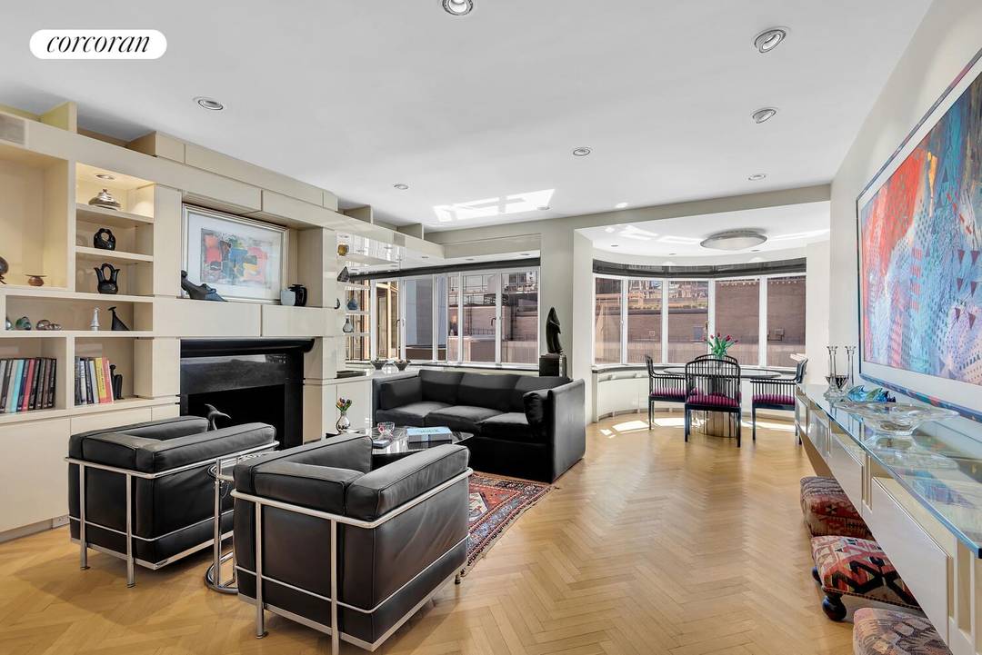 Perfectly positioned in the heart of Midtown Manhattan, this exceptional one bedroom, one bath residence at the Rockefeller Apartments offers a rare blend of timeless design, tranquility, and iconic surroundings.