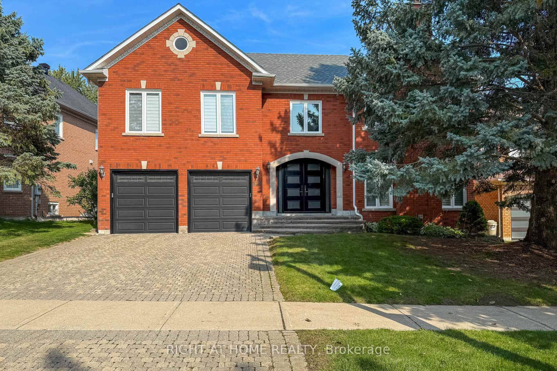 Welcome to luxury living in Prestigious Bayview Hill, one of Richmond Hill's most sought after neighbourhoods.