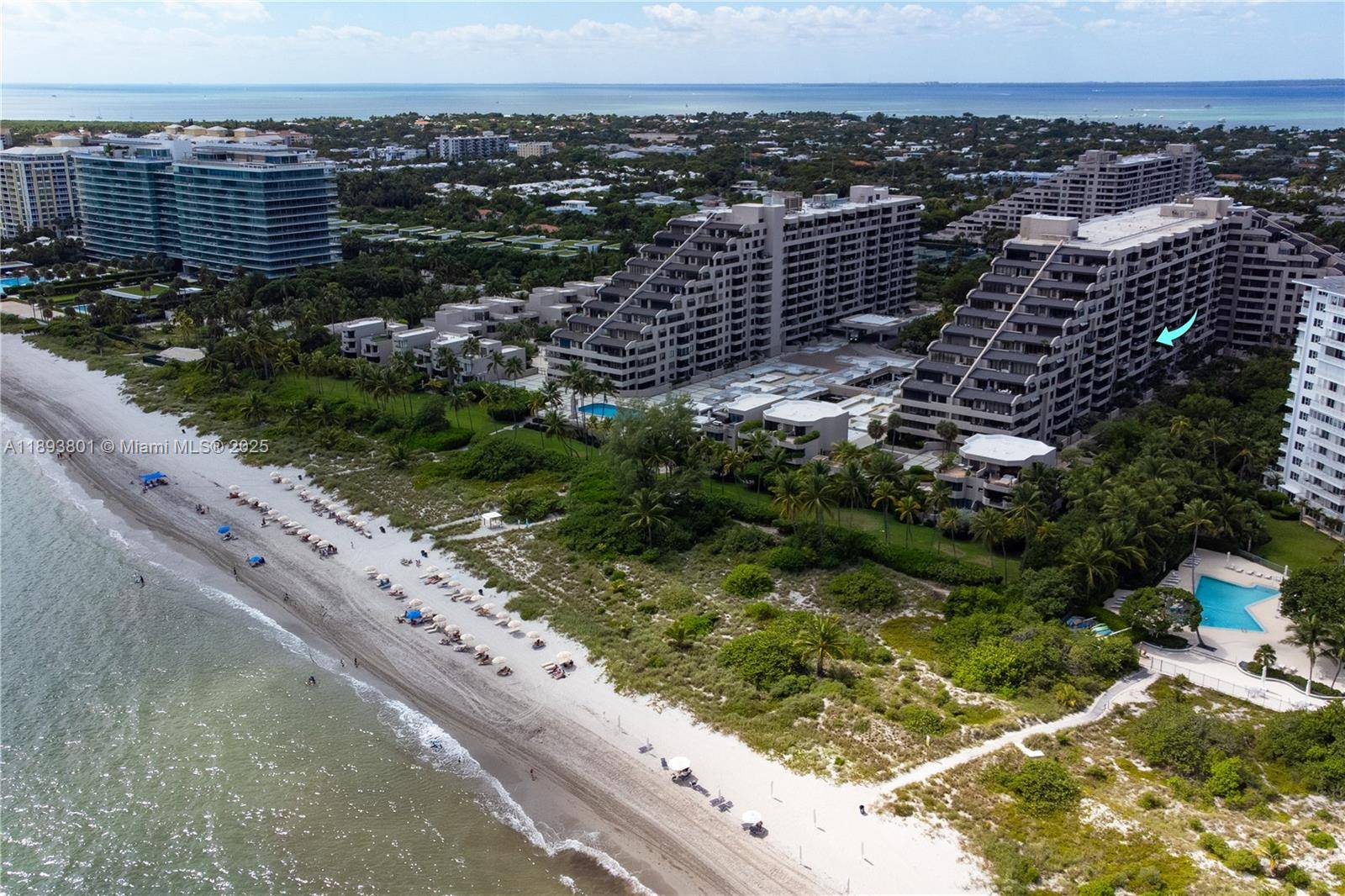 Spacious 2 2 unit home in the beachfront Oceansound at Key Colony.