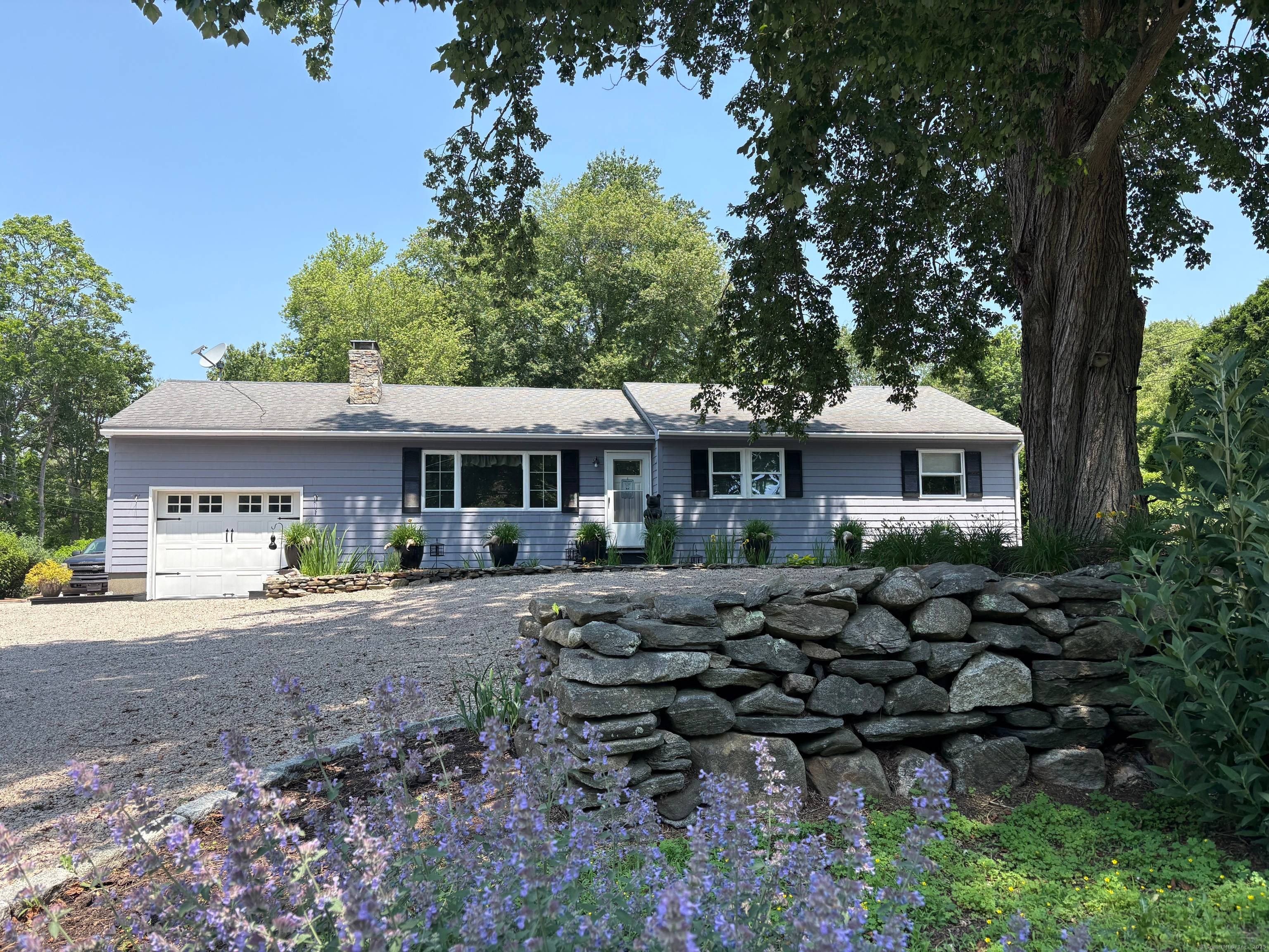 Single level living and a gardener's paradise !